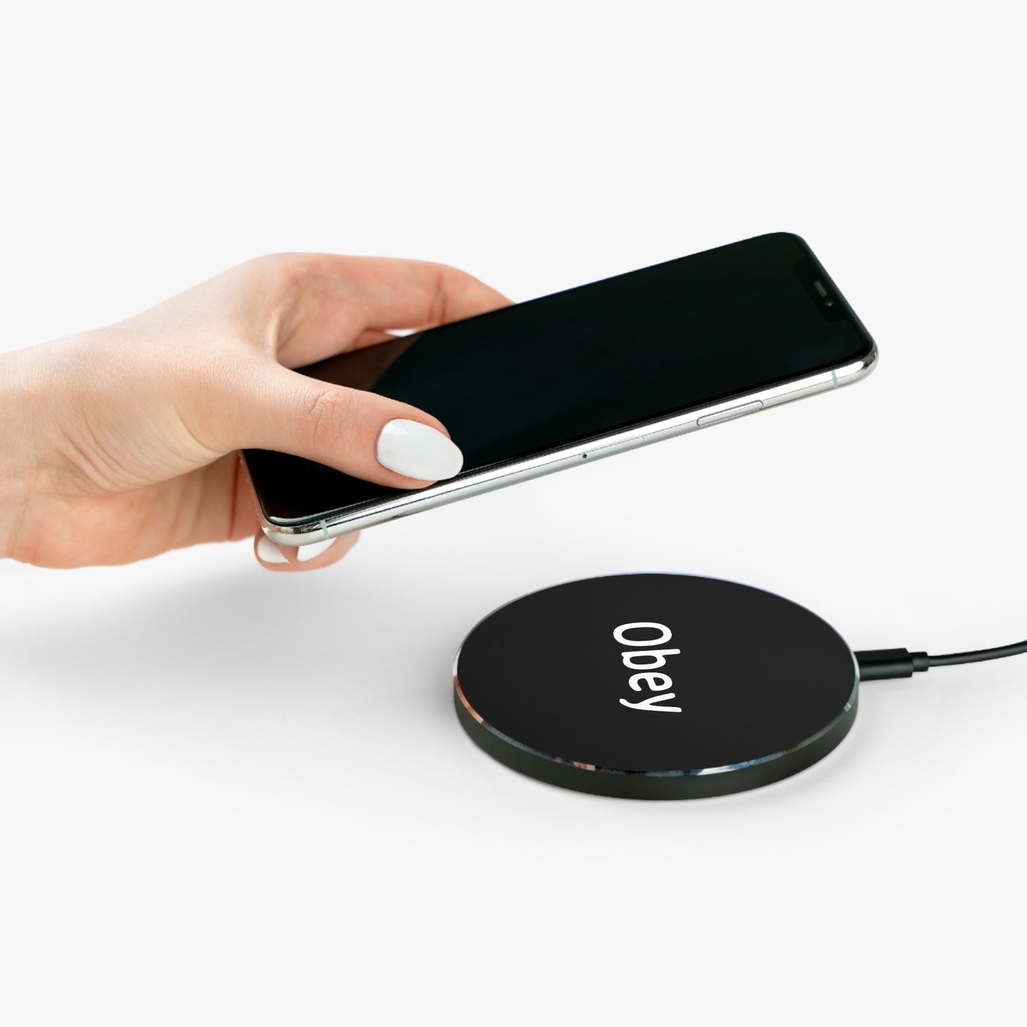 Wireless Charger -"Obey"