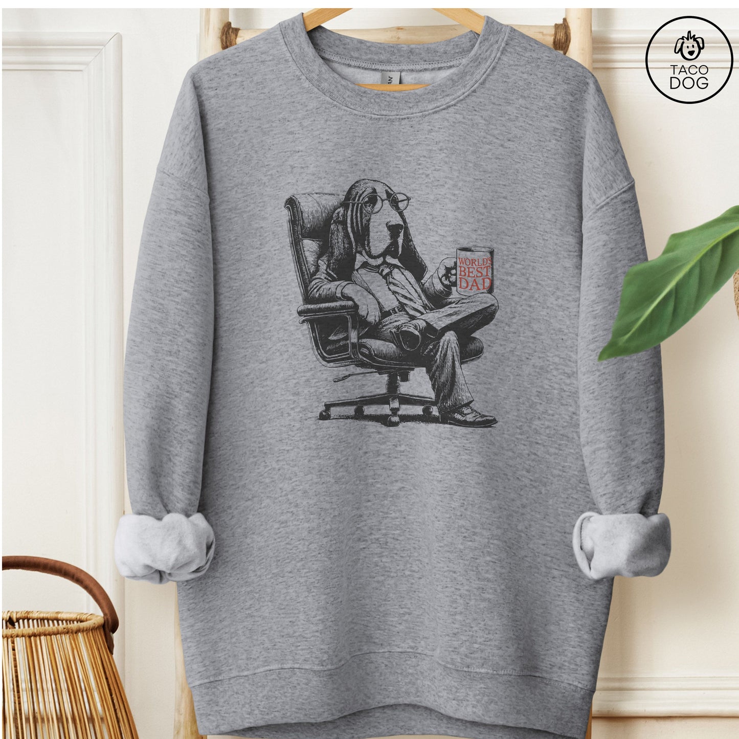 Basset Hound World's Best Dad Mug Sweatshirt