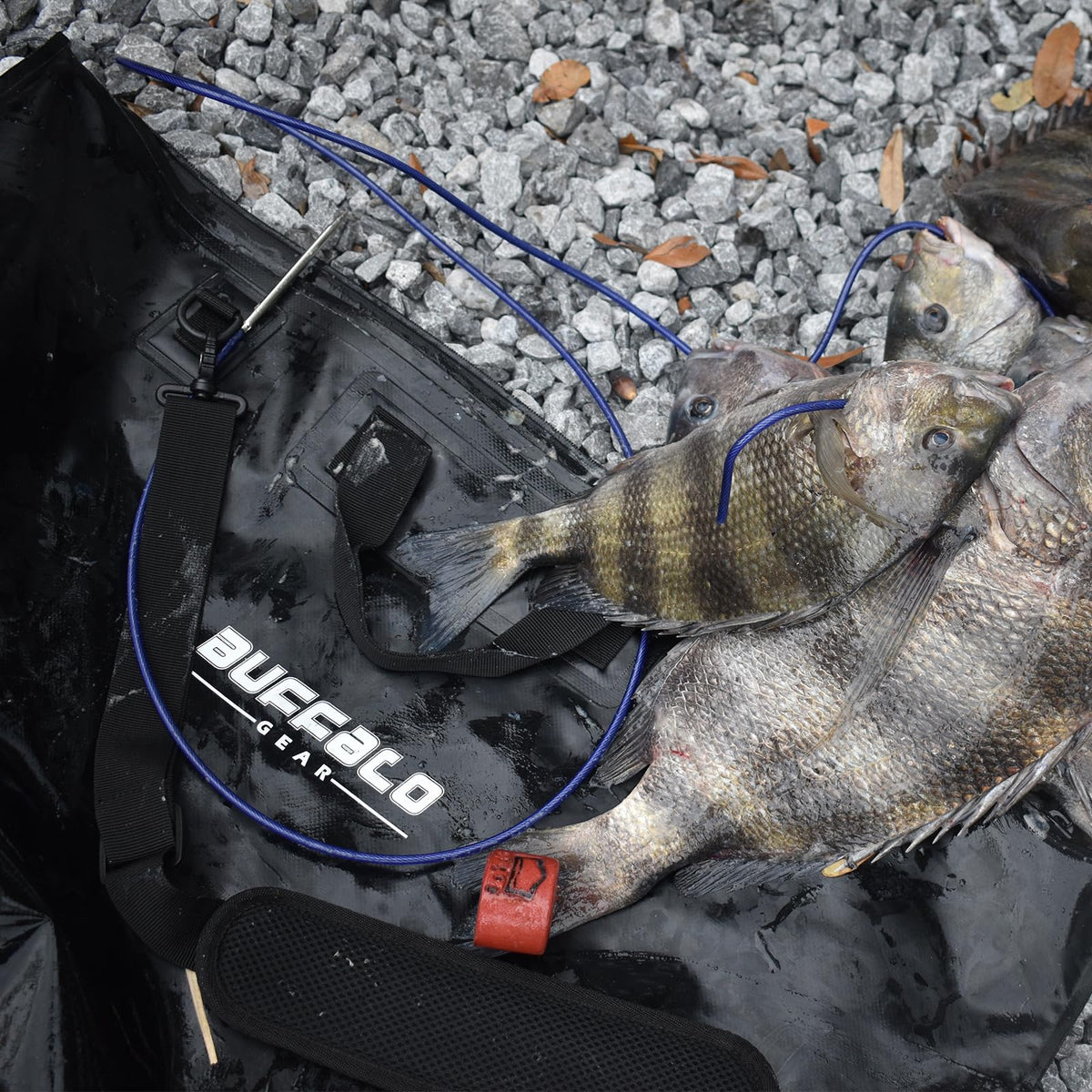 32'' Waterproof Fish Bag With Aerator Pocket for Live Bait