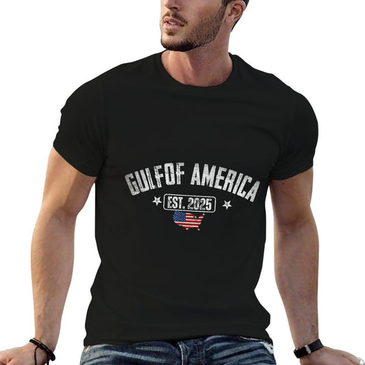 Gulf Of US America Est 2025 Vintage USA American Flag Men Easy-care T-Shirt
