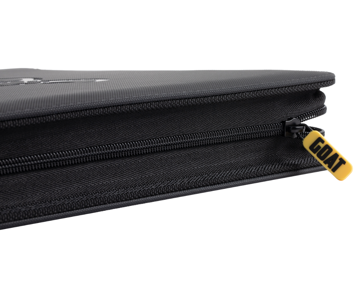 "Stay Flat" Card Binder