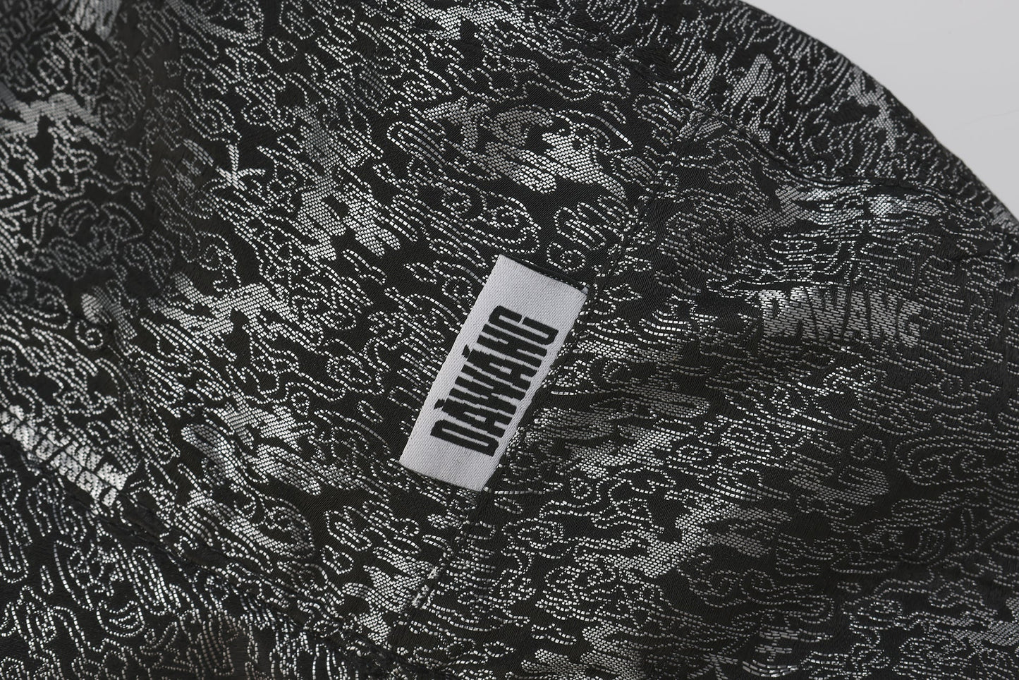 Fan Reversible Bucket Hat Black/Silver