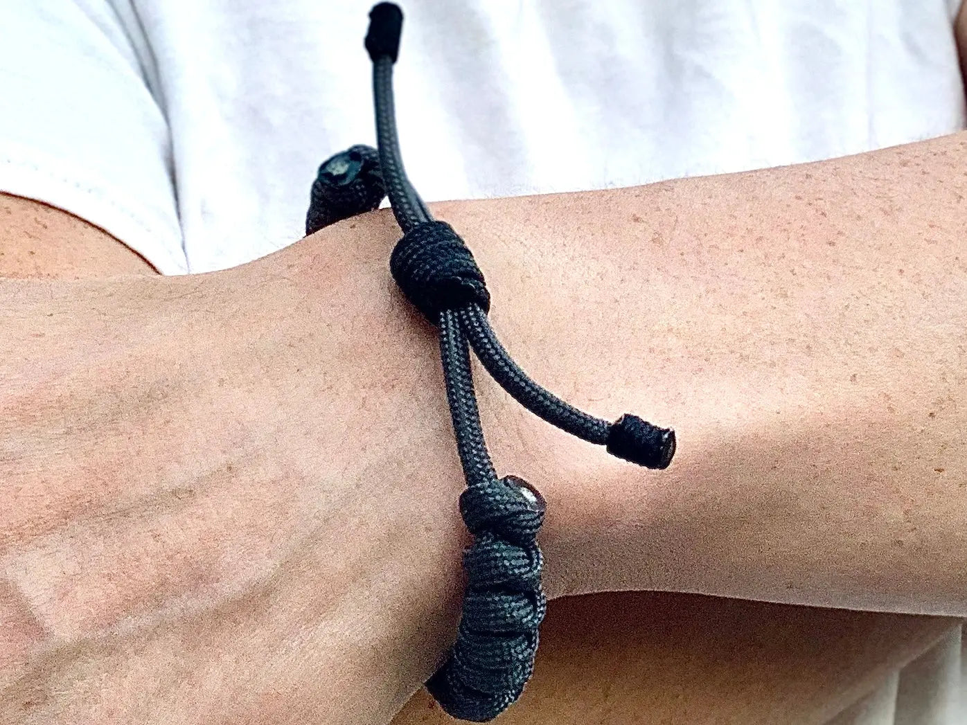 Engineered Gray Atom Rope Bracelet Engineered