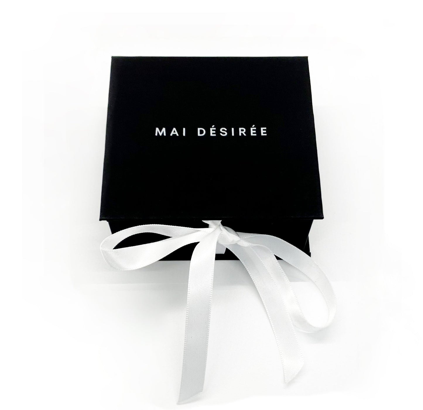 BLAKE GOLD BOX CHAIN NECKLACE