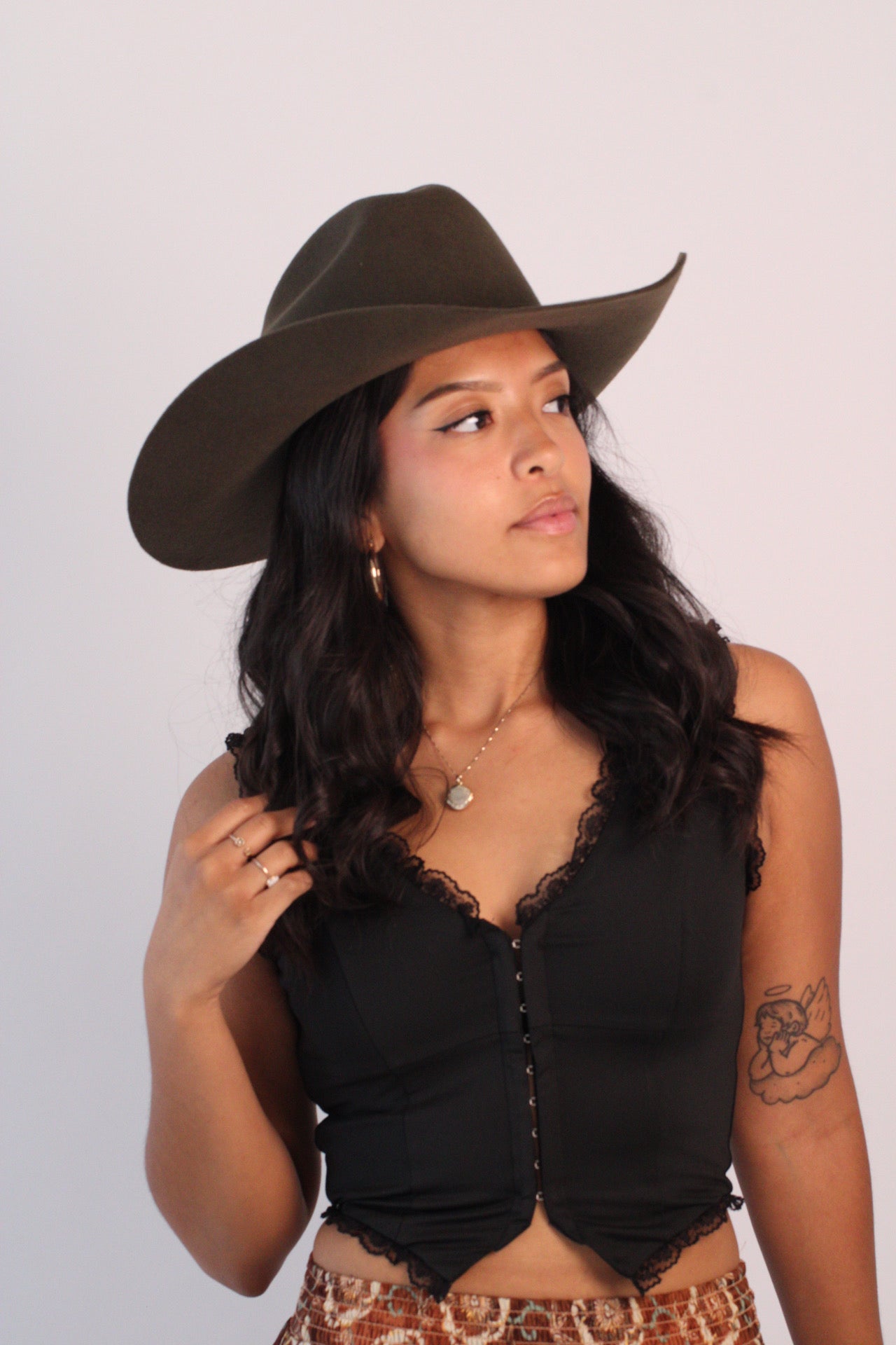 The Mustang - Dark Olive