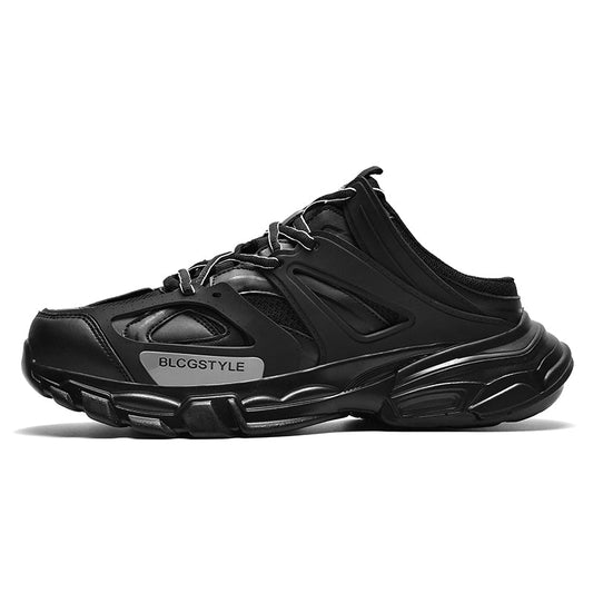 B33 Black Sneakers