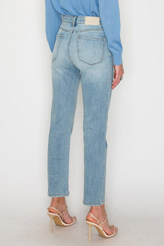 AT1747STL - HIGH RISE SLIM STRAIGHT JEANS
