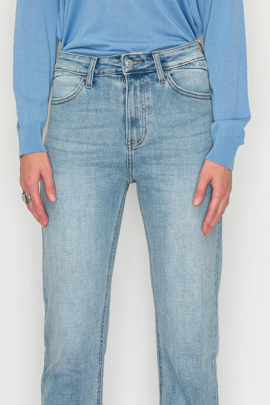 AT1747STL - HIGH RISE SLIM STRAIGHT JEANS