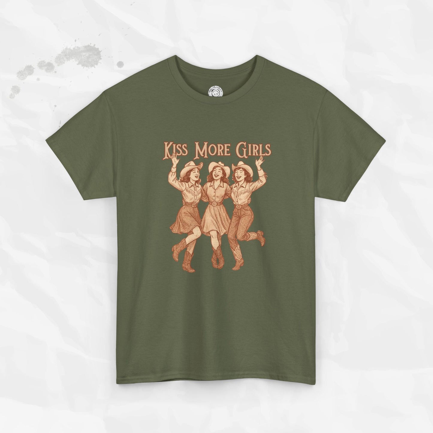 Kiss More Girls – T-Shirt