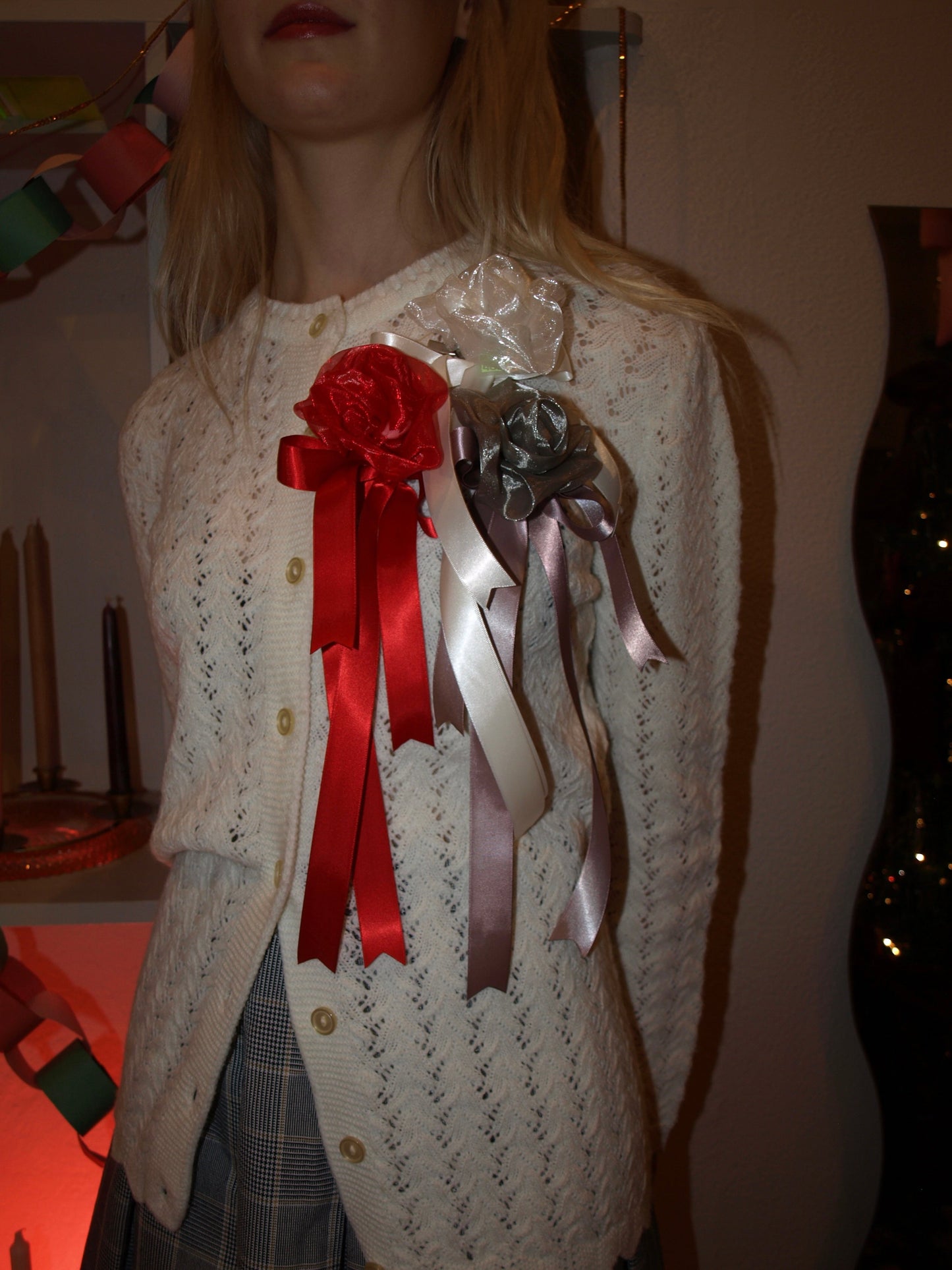 Simone Rose Pin
