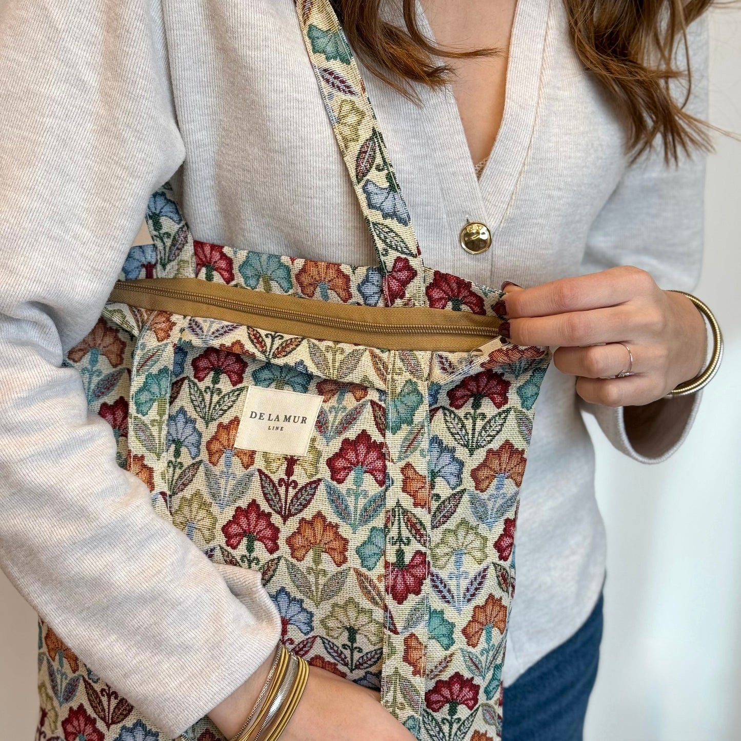 Medium Zippered Bag Flora