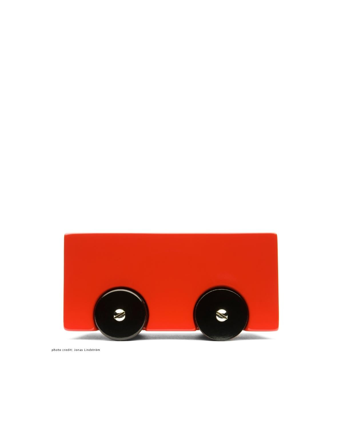 Car STREAMBOX Red