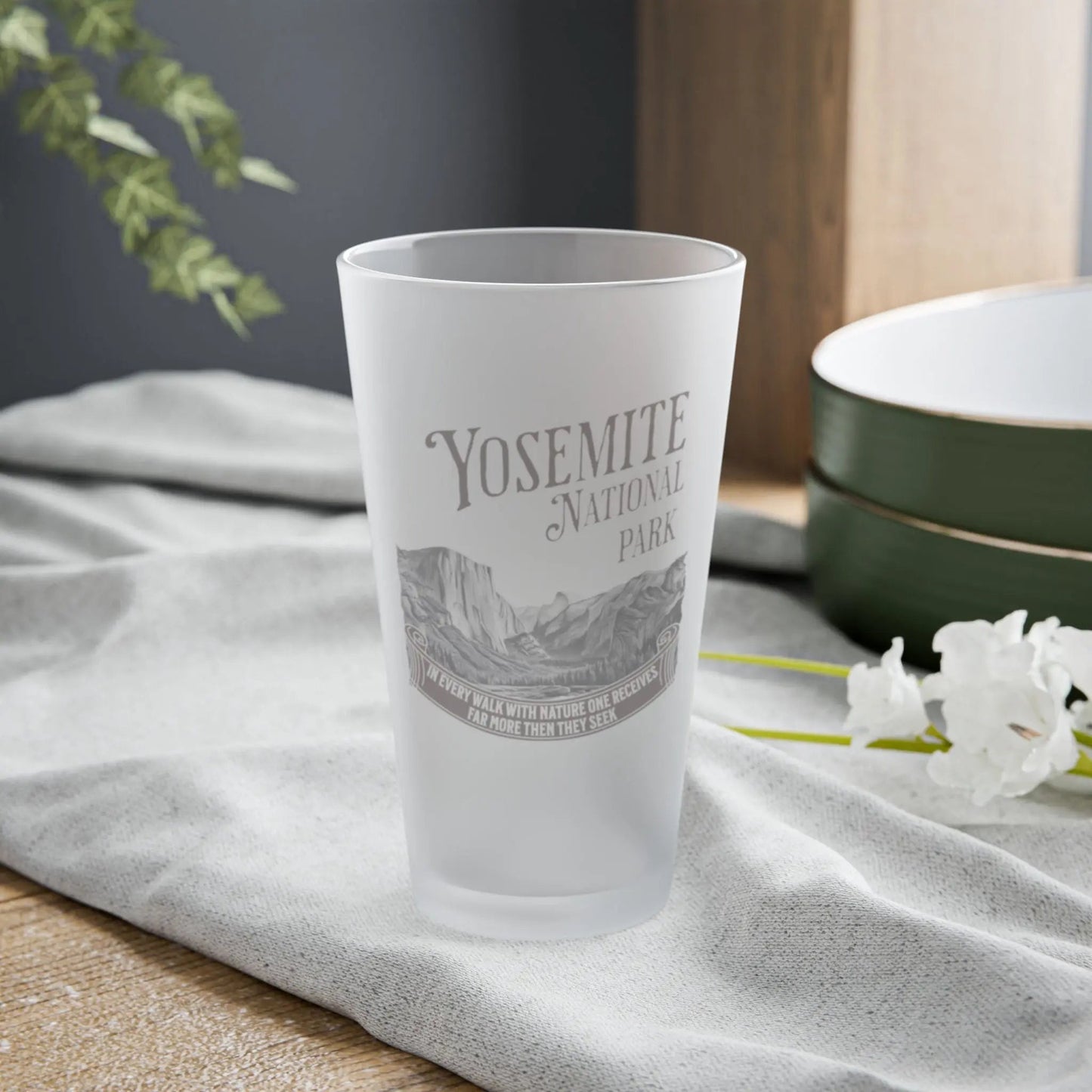Yosemite Valley John Muir Frosted Pint Glass 16oz