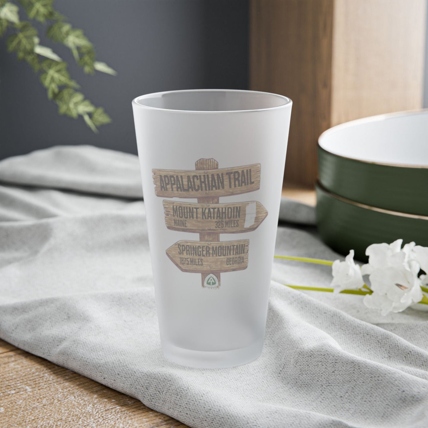 Appalachian Trail Wood Mileage Sign Frosted Pint Glass 16oz