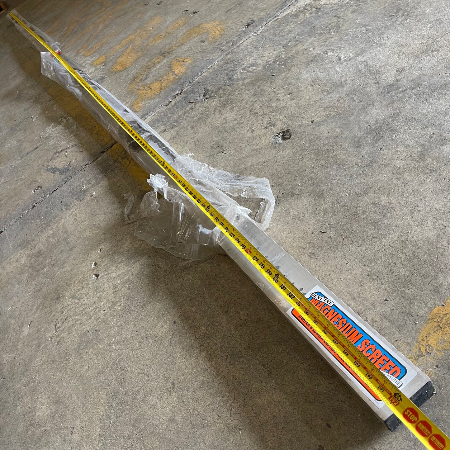 KRAFT TOOL CO. Magnesium Screed 192”x1 1/2”x3 1/2” CC616