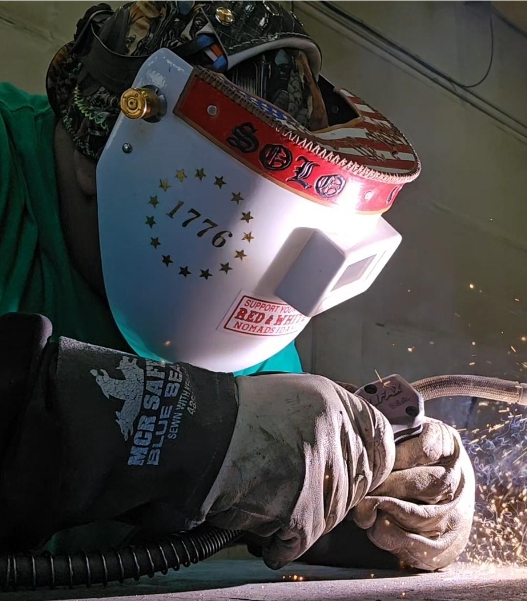 50 Caliber BMG Welding Hood Helmet Fasteners Headgear Replacement Parts Accessories Screws Flip Hood Aluminum - Anodized w/Silicone Washer Non-Slip 1 Pair