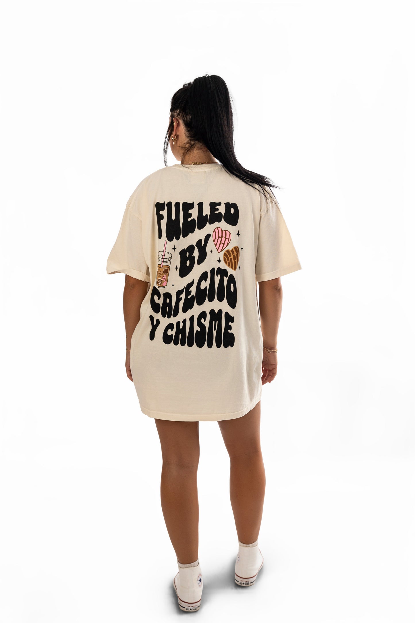 Cafecito Y Chisme Graphic Tee