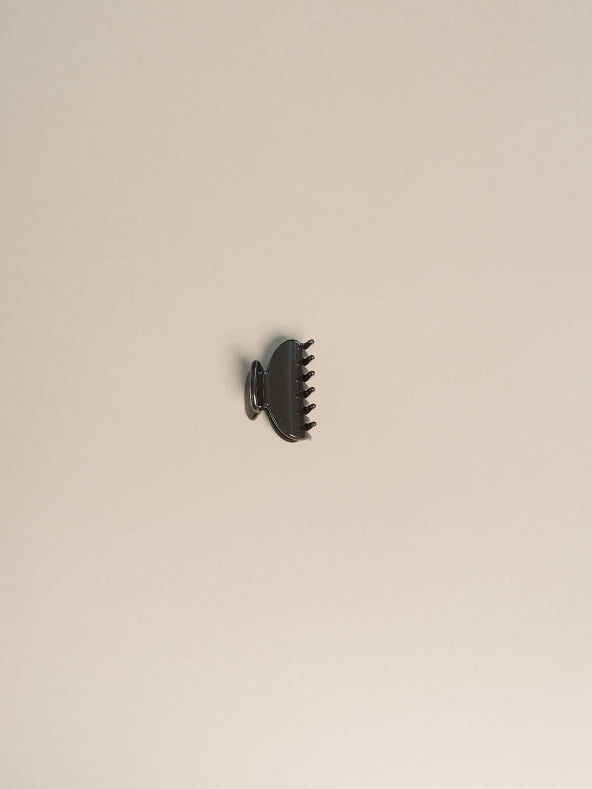 Small Hair Claw - Ganache