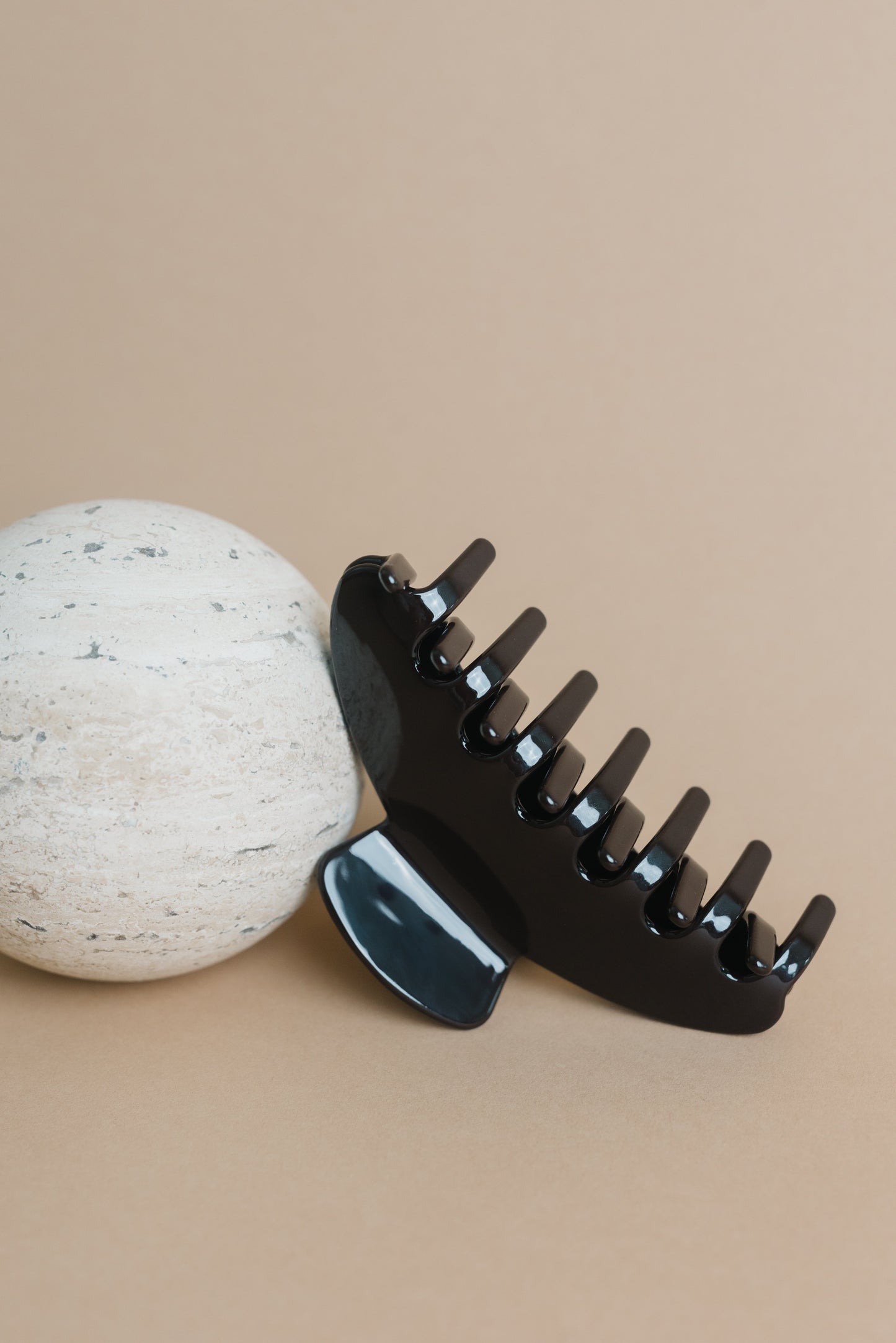 Extra Large Hair Claw - Ganache