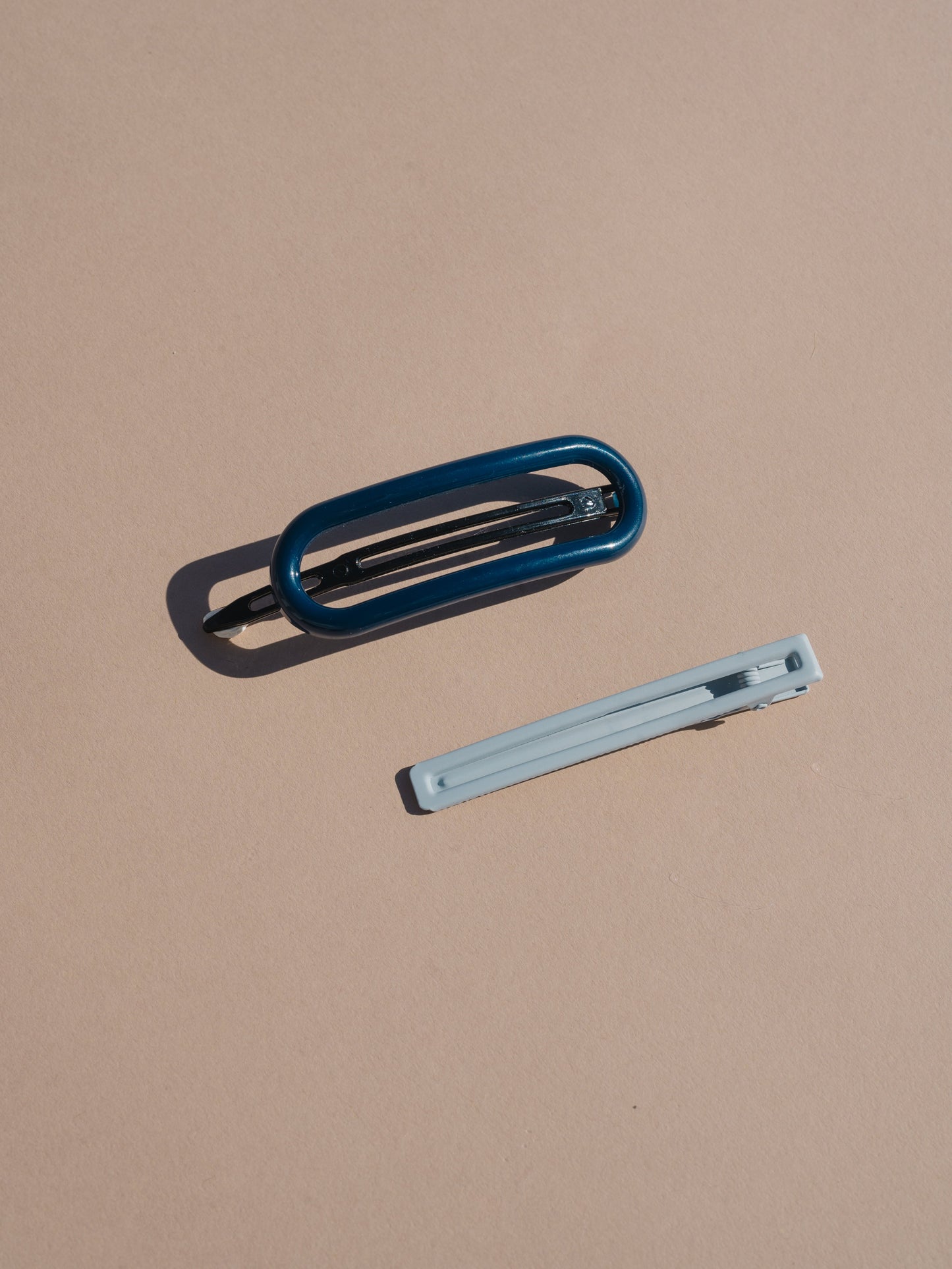 Byron Clips - Gray Blue