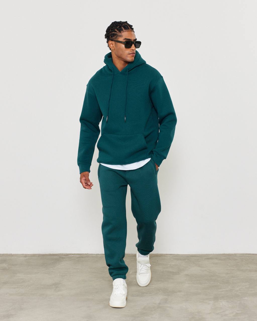 Oversized Hoodie Sweatshirt in Solid Color