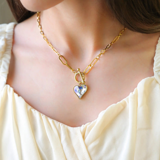 PAPARAZZI - Crystal Heart Necklace 18K Gold Mack & Rex