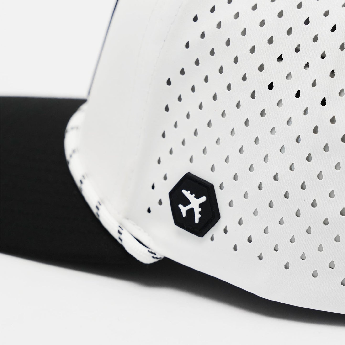 Valencia - Performance Stamps - White/Black