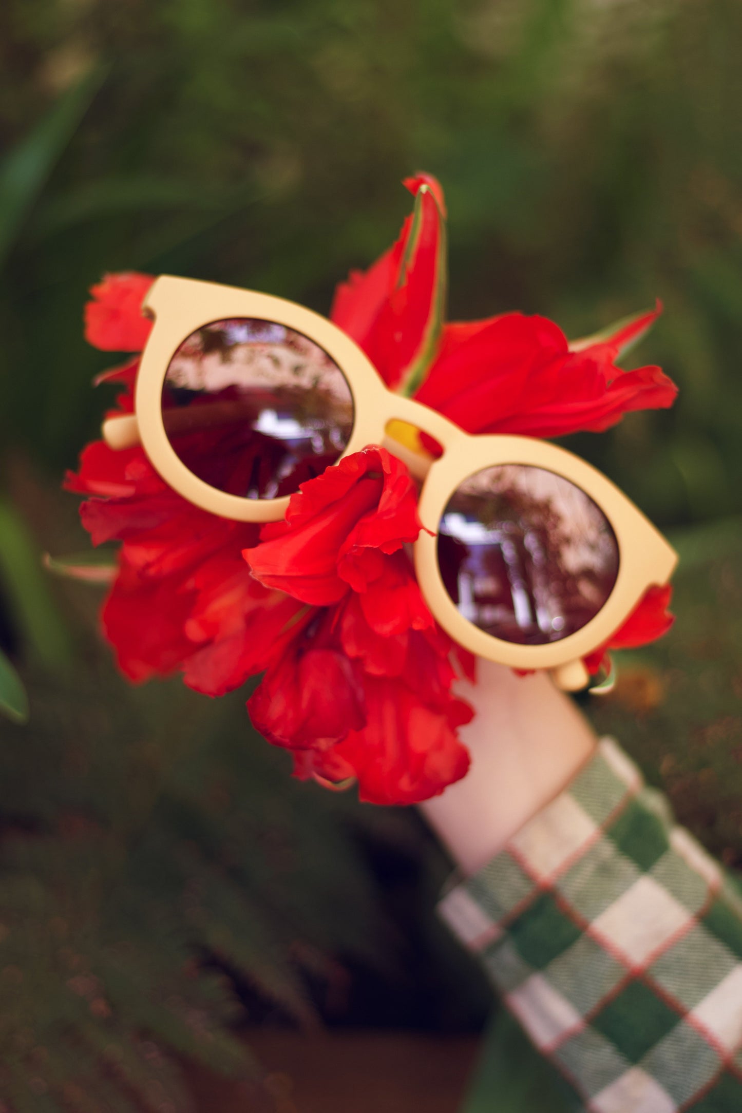 Classic | Sustainable Sunglasses | Plant-Based Bendable Polarized - Adult | 16+ Y