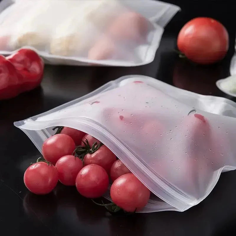 Reusable Silicone Food Storage Bags - Leakproof Stand-Up Zip Containers for Fresh Food and Freezer Use
