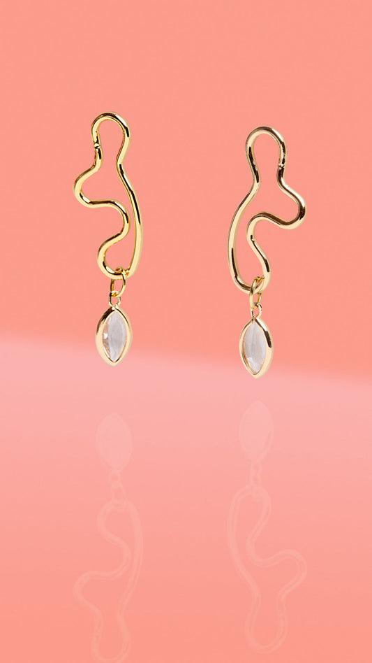Abstract Wiggle Gold Plated Hoop Clear Glass Charm
