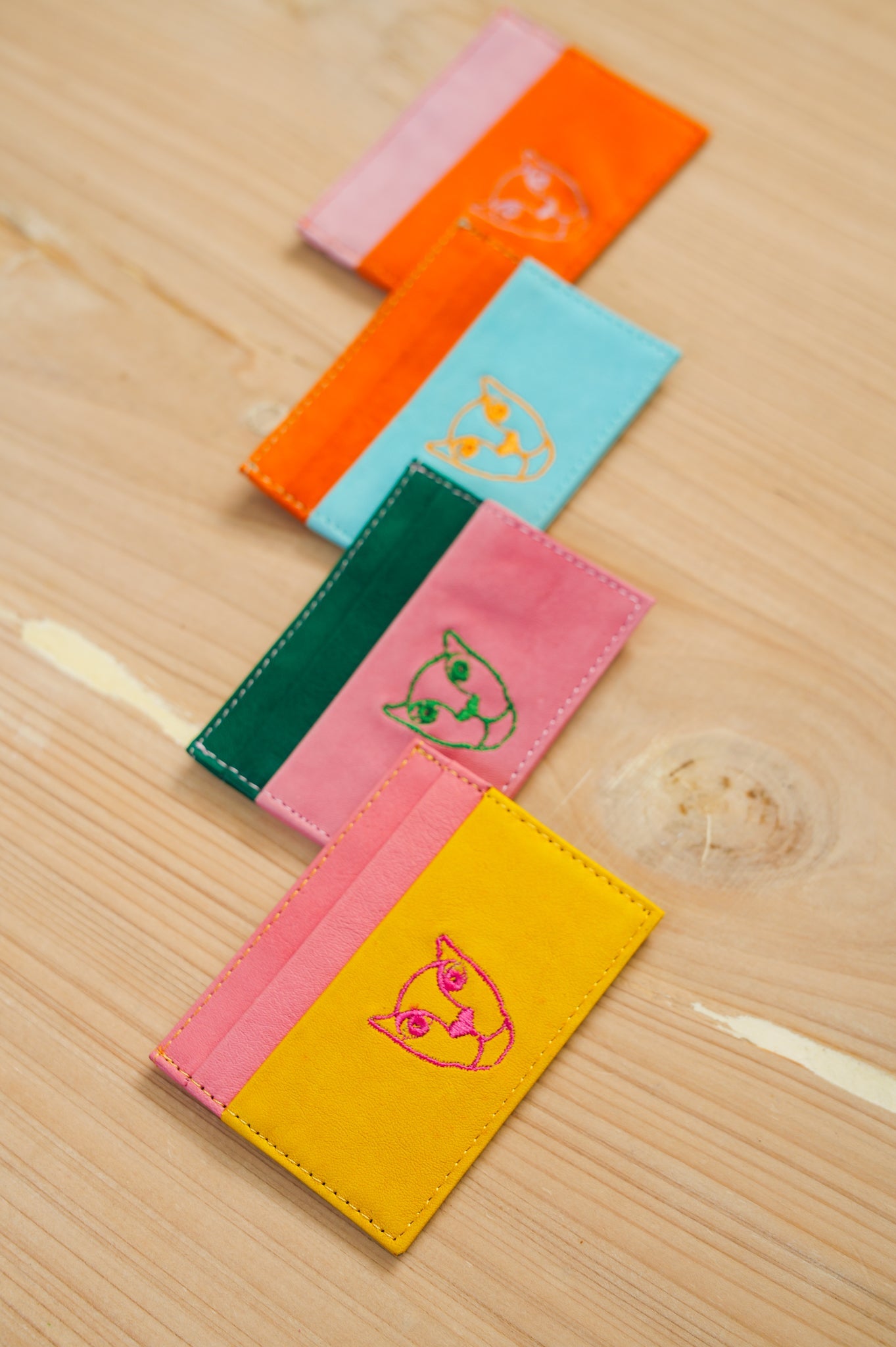 JAGUAR LEATHER CARD HOLDER WALLET // ORANGE AND MINT