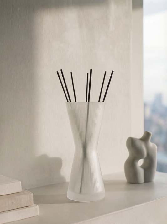 AIZ Reed Diffuser in Oud & Bergamot