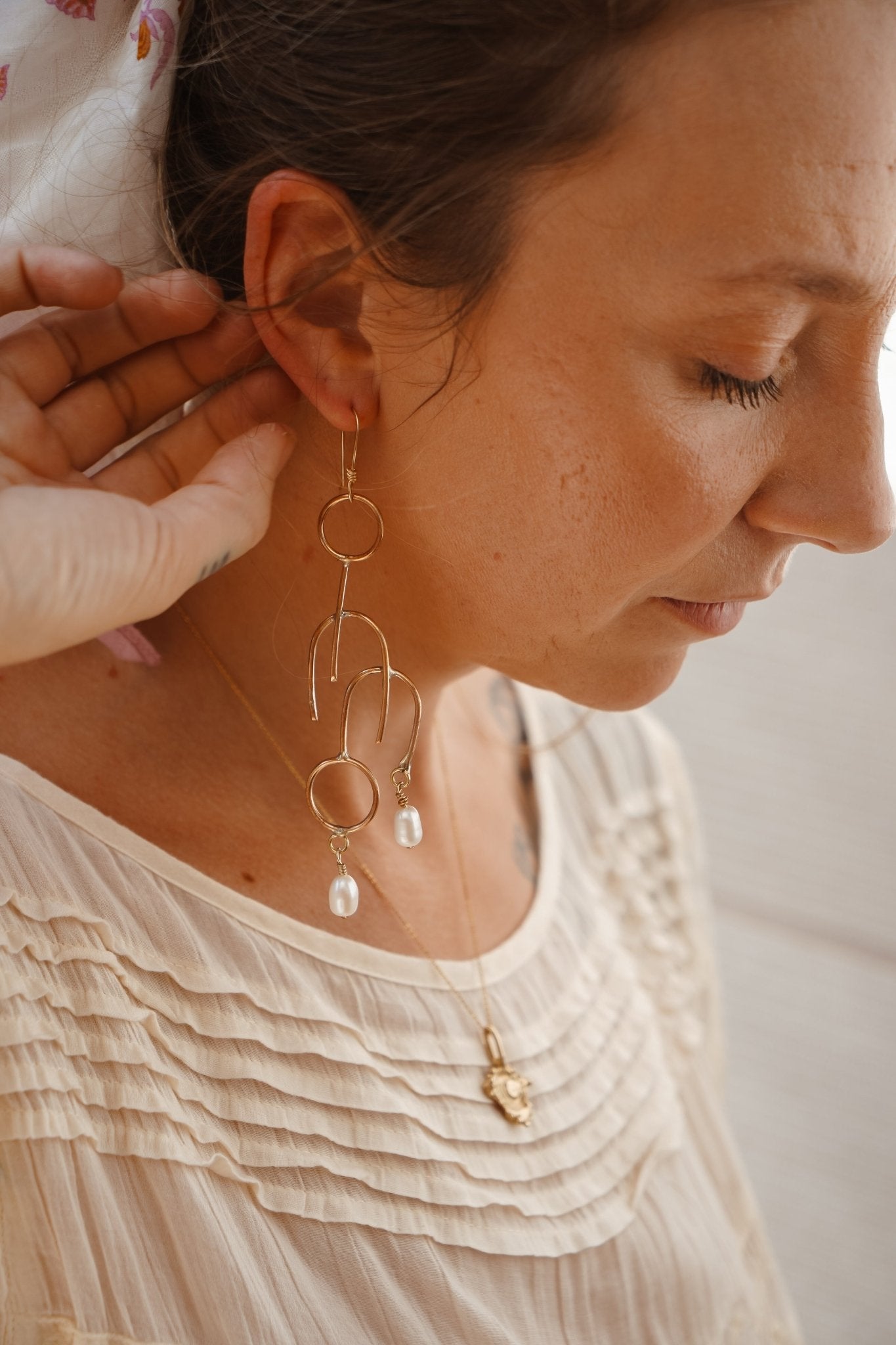 Linéa Drop Earrings