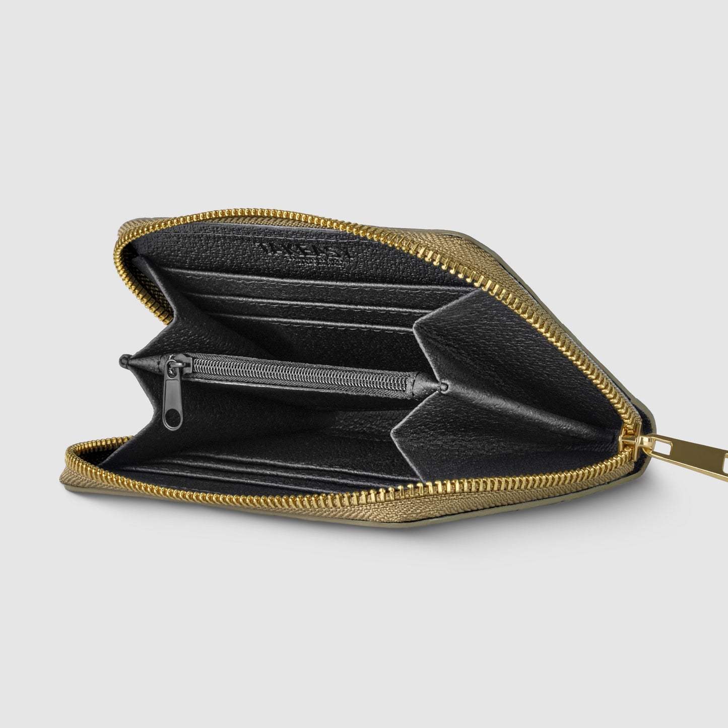 Italian Genuine Weave Metallic Suede Wallet 650988