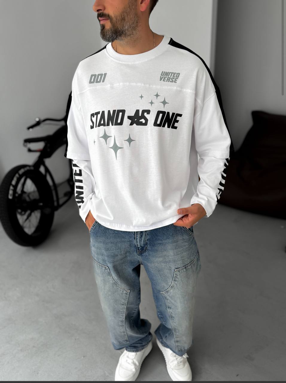 Unisex Oversize "United Verse" Long-Sleeve T-shirt