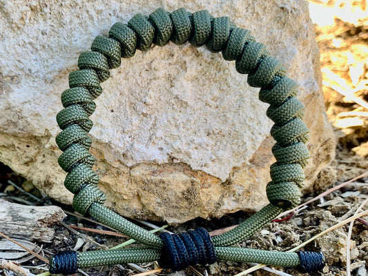 Engineered Warrior Rope Bracelet in Olive – Handmade 550 Paracord Design