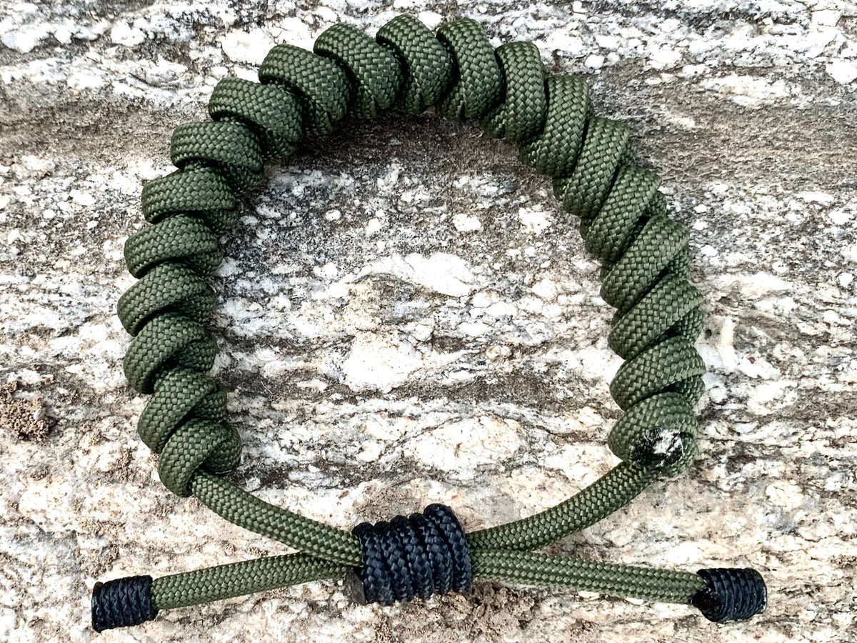 Engineered Warrior Rope Bracelet in Olive – Handmade 550 Paracord Design