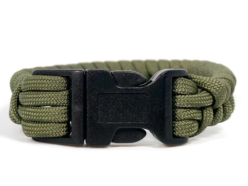 Engineered Fishtail Bracelet in Olive