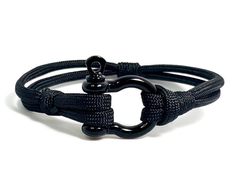 Engineered Black Loop Bracelet