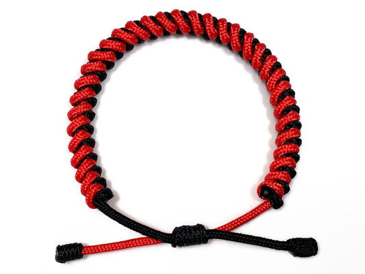 Engineered Love Bite Slim Rope Bracelet